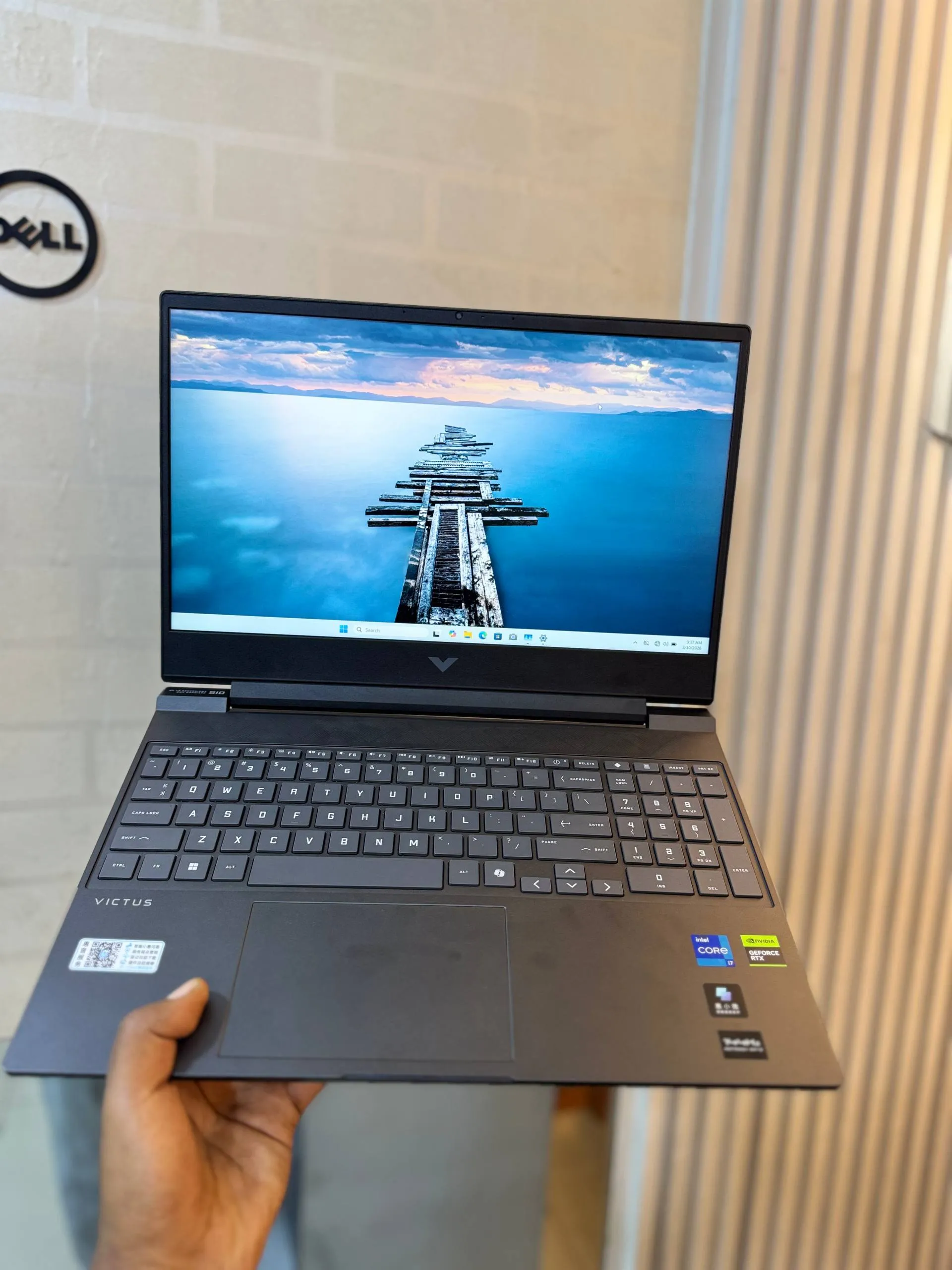 HP Victus i7 16GB RTX 5060 – photo 4