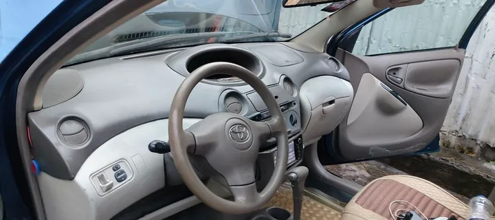 Toyota Platz 2005 Automatic – photo 4