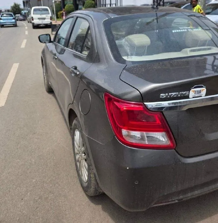 Suzuki Dezire 2021 Automatic – photo 4