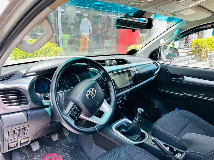 Toyota Hilux Revo Extra Cab 2020 – photo 3