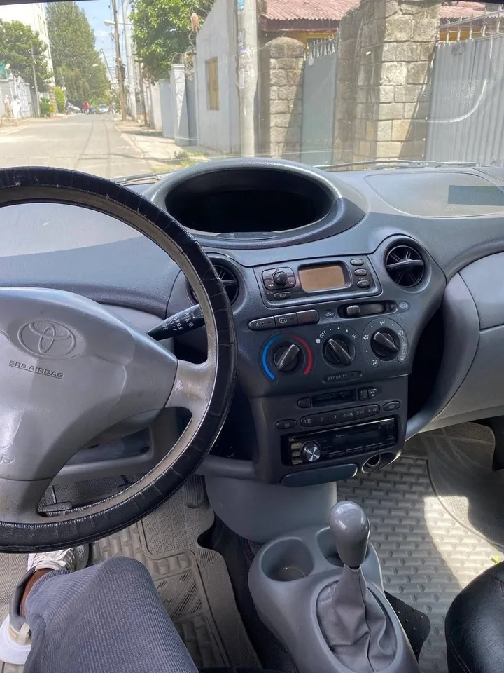 Toyota Vitz Yaris 2003 Manual – photo 5