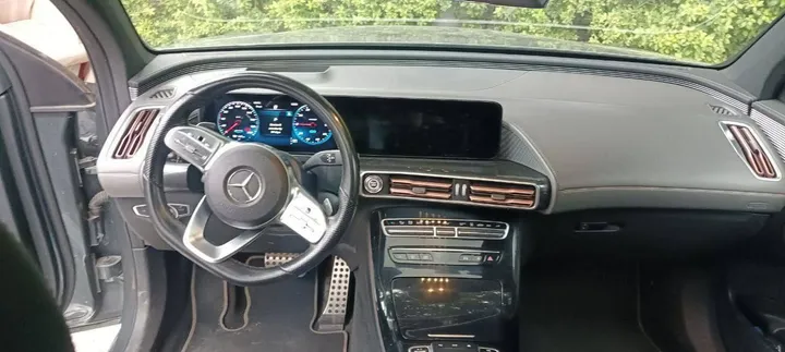 Mercedes-Benz EQC 400 4Matic EV – photo 6