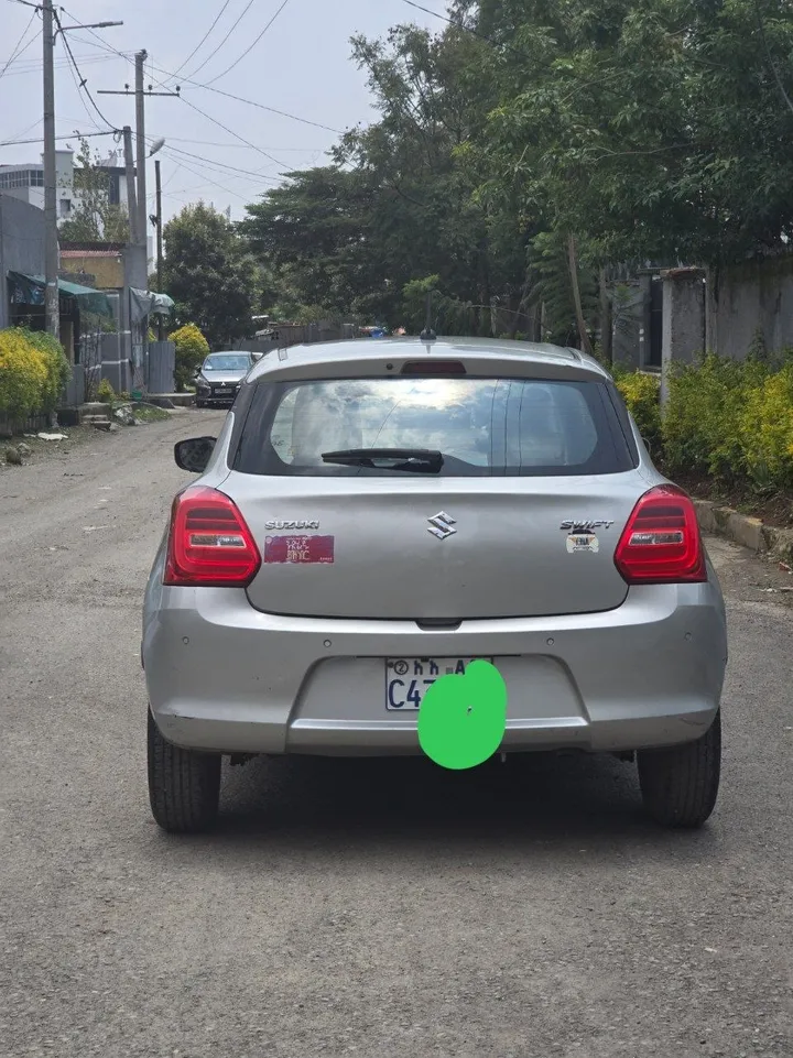 Suzuki Swift 2022 – photo 5