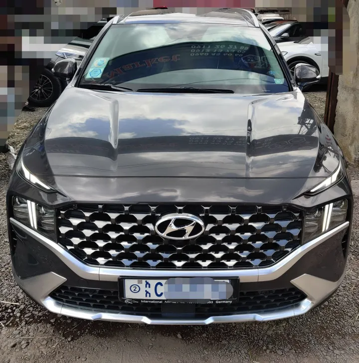Hyundai Santa Fe 2023 Hybrid – photo 3