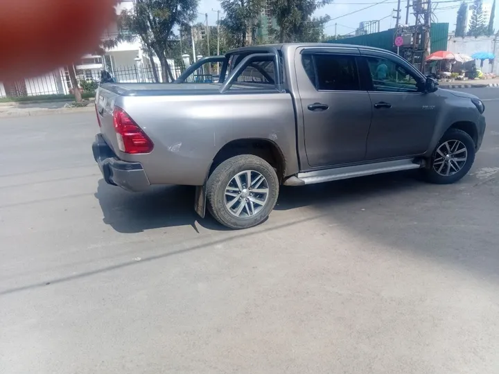 Toyota Hilux Revo 2020 Double Cab – photo 3