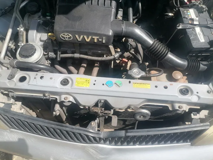 Toyota Platz 2001 Automatic – photo 6
