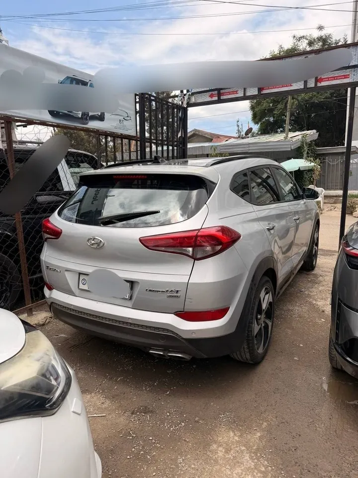 Hyundai Tucson 2017 Automatic – photo 3