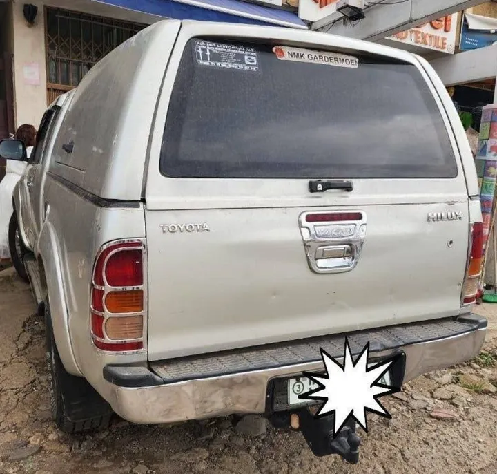Toyota Hilux King Cab 2010 – photo 5