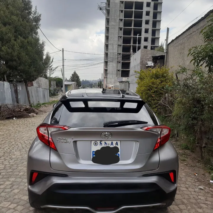Toyota C-HR 2017 Automatic AWD – photo 3