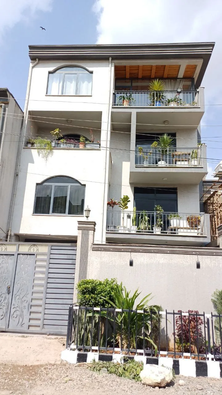 Modern G+3 House 175 sqm – photo 4