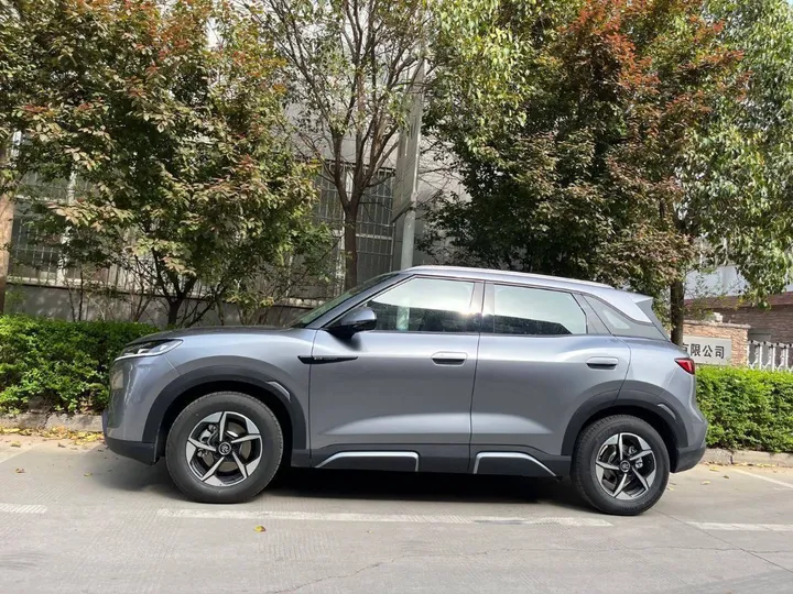 BYD Yuan Up 2024 Electric – photo 4