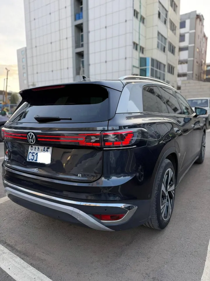 Volkswagen ID.6 Crozz Pro 2022 – photo 4