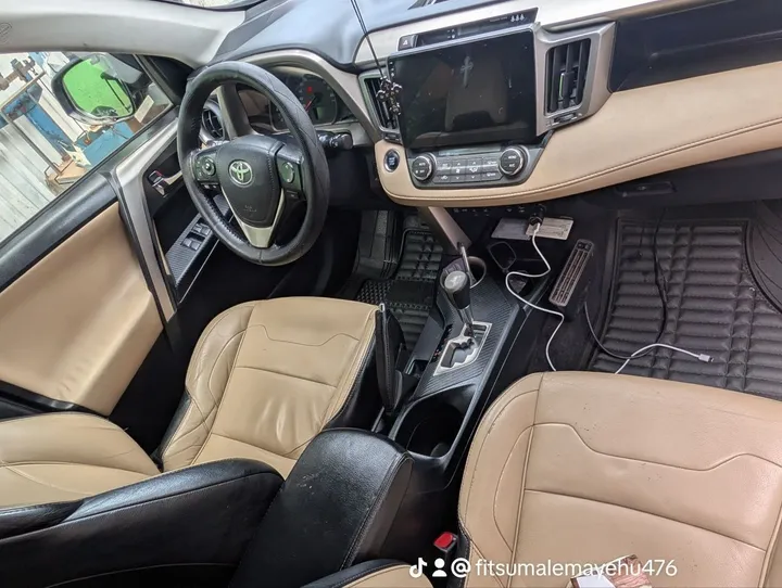 Toyota RAV4 2015 Automatic – photo 5