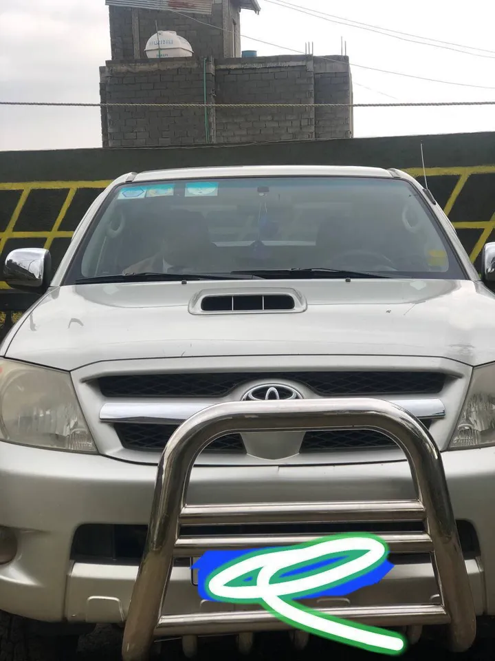 Toyota Hilux D4D 2008 Manual – photo 5