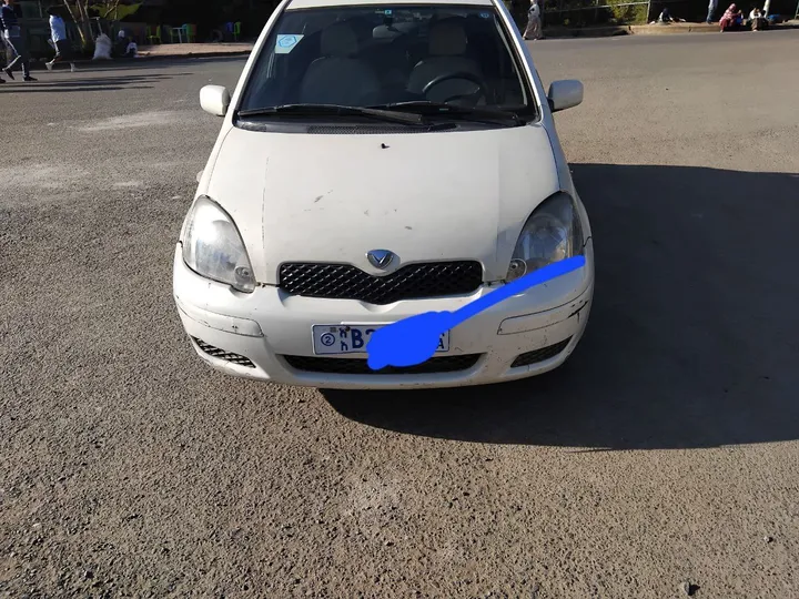 Toyota Vitz 2004 Automatic – photo 4