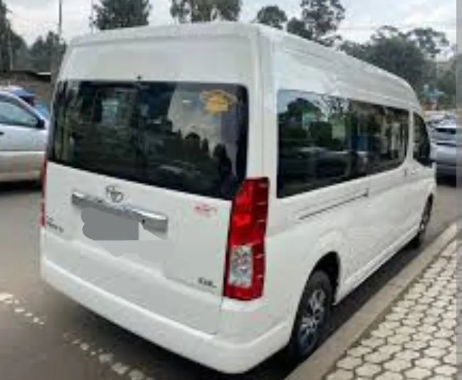 Toyota Hiace Highroof GL 2020 – photo 3