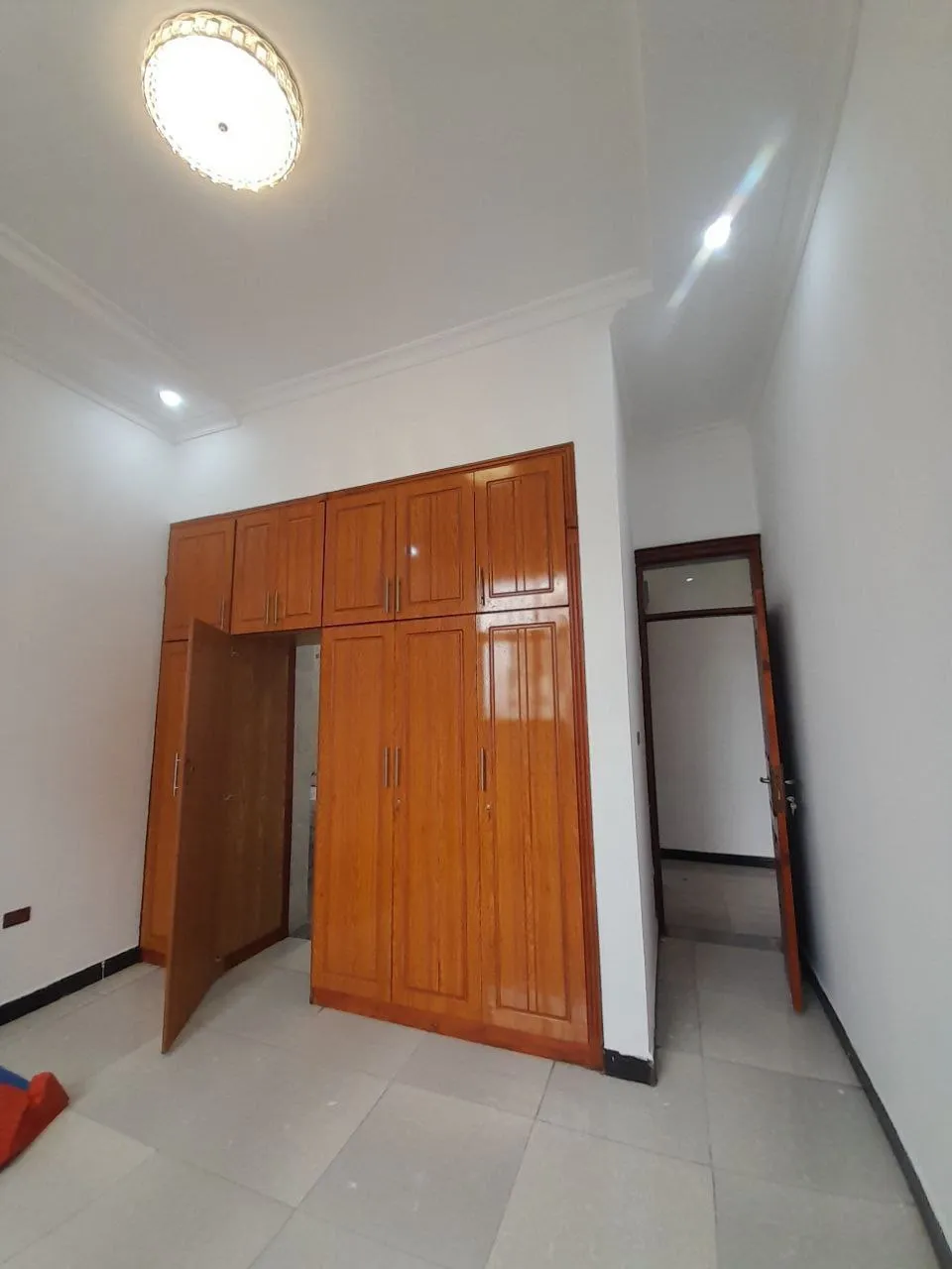 Modern 3-Bedroom Villa in Ayat – photo 3