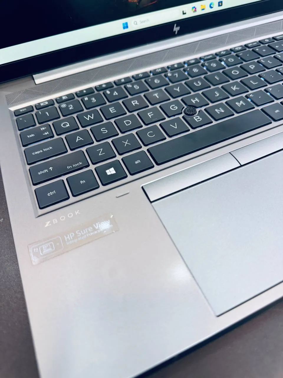 HP ZBook Firefly G8 Workstation – photo 3