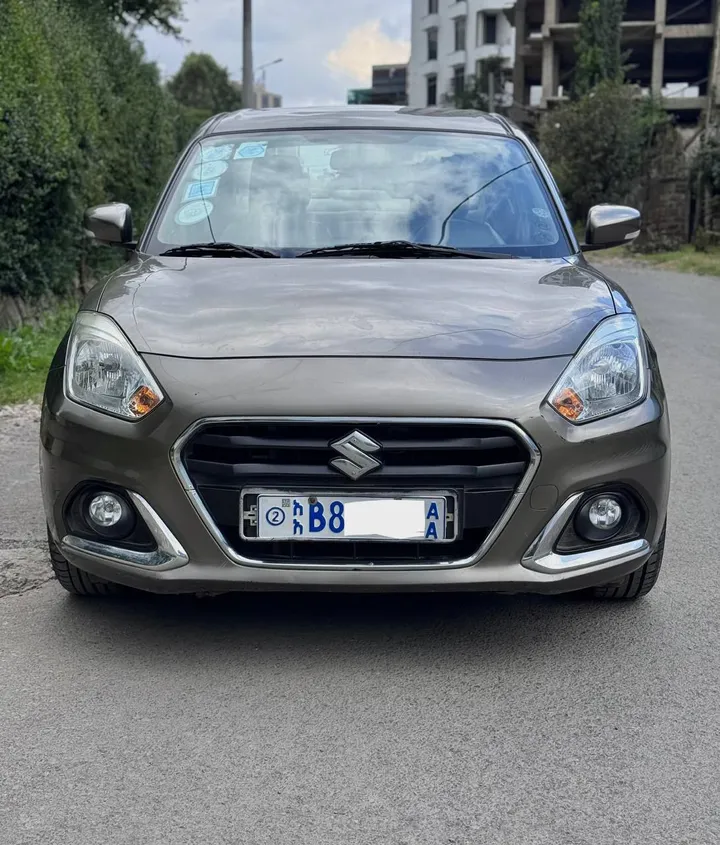 Suzuki Dzire 2021 Automatic – photo 4