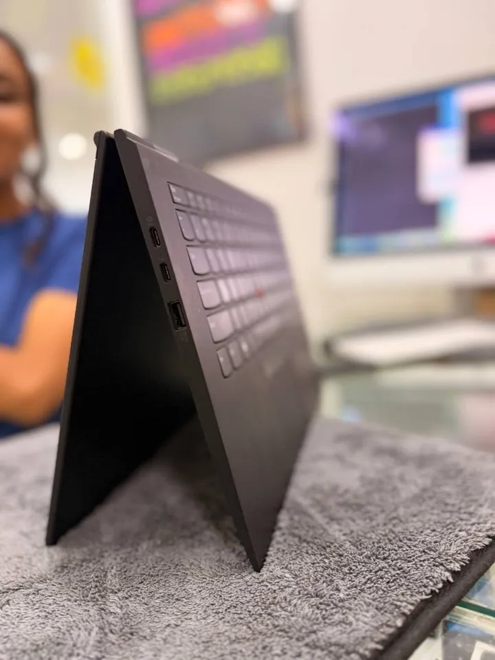 Lenovo X1 Yoga i5 8GB 256GB – photo 4