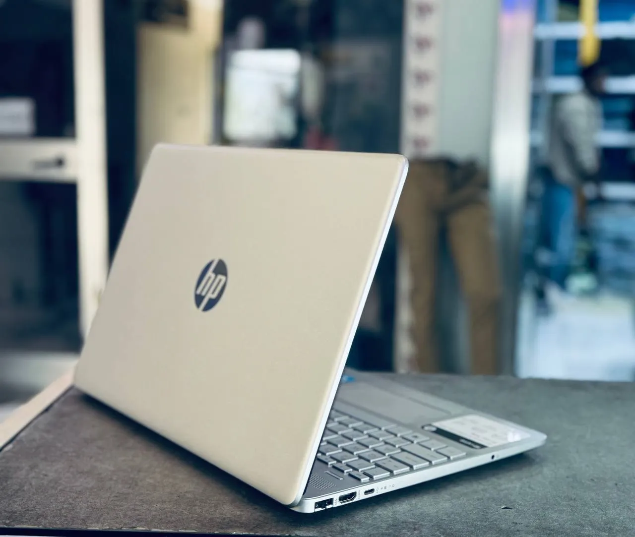 HP Notebook Celeron N4020 15.1-Inch – photo 3