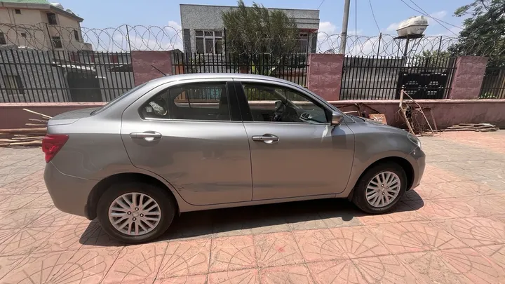 Suzuki Dzire 2021 Automatic – photo 4