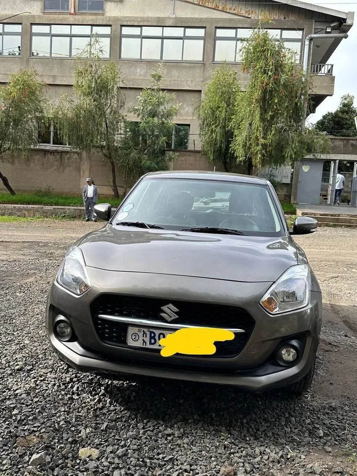 Suzuki Swift 2021 Automatic – photo 10