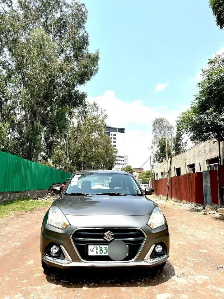 Suzuki Dzire 2022 Automatic – photo 8