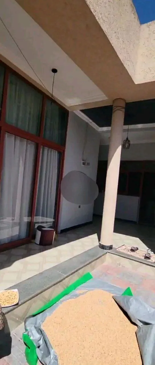Modern L Shape House in Ayat – photo 7