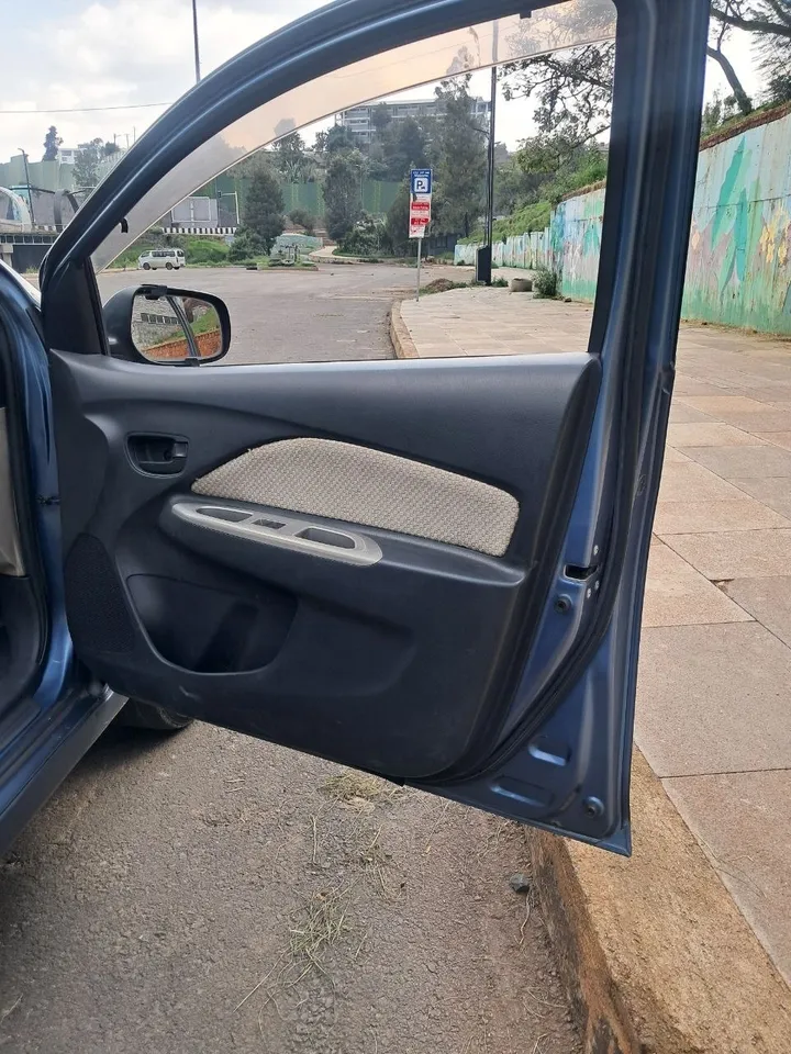 Toyota Yaris Belta 2007 – photo 6
