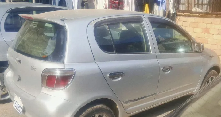 Toyota Vitz 2001 Automatic – photo 3