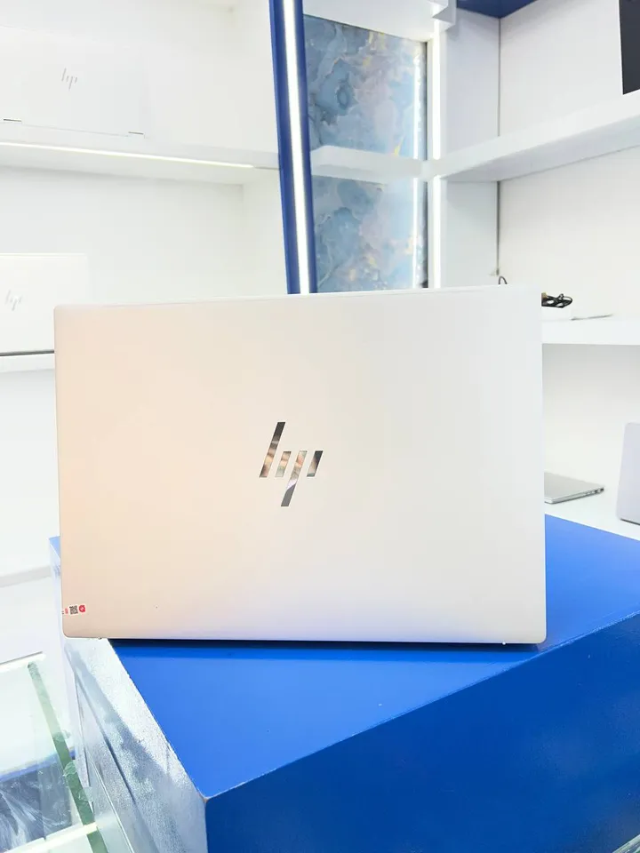 HP Pavilion Plus 16 i7 Laptop – photo 4