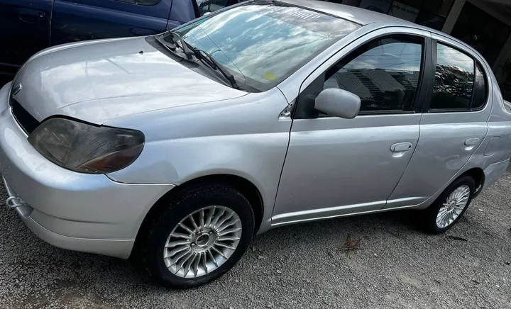 Toyota Platz 2001 Automatic – photo 3