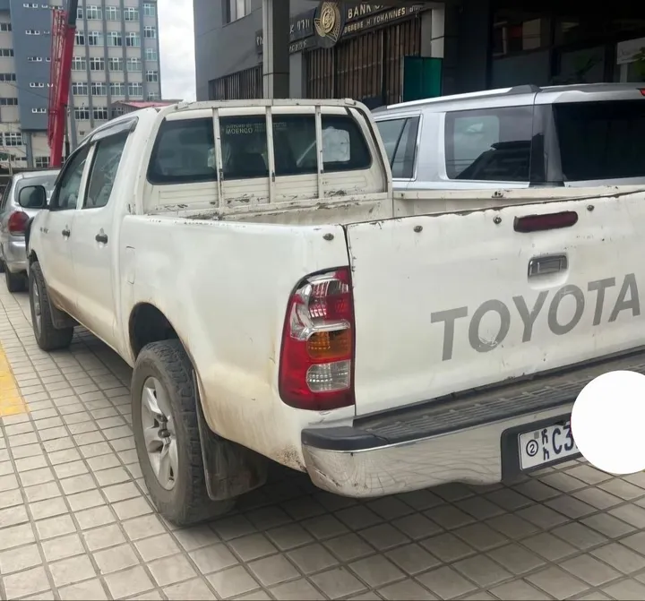 Toyota Hilux Double Cab 2007 – photo 4