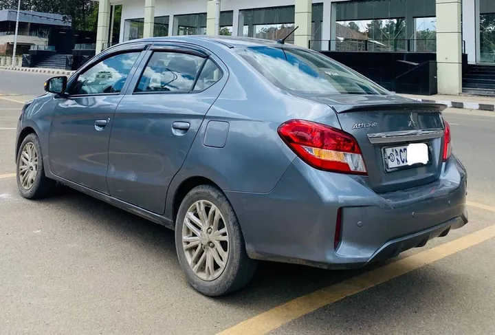 Mitsubishi Attrage 2022 Sedan – photo 4