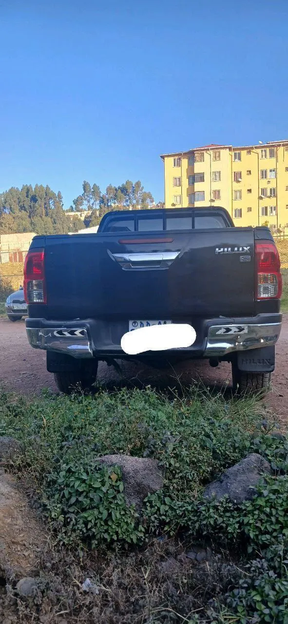 Toyota Hilux Revo 2016 Manual – photo 4