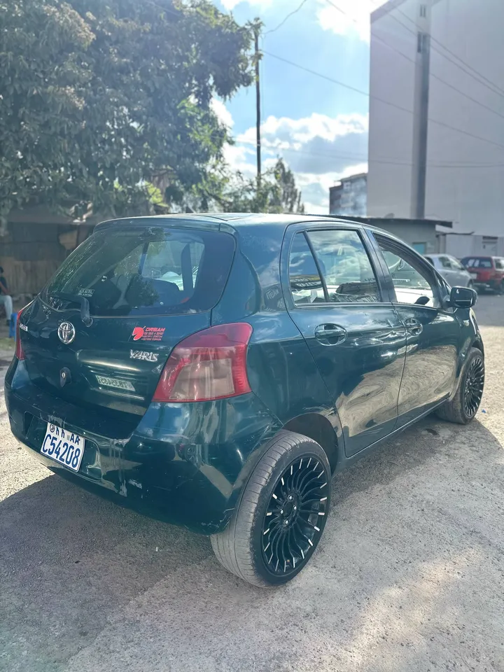 Toyota Yaris Compact 2007 – photo 4