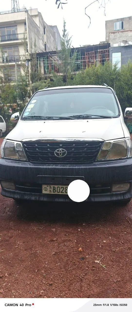 Toyota Hiace Dolphin 2010 Manual – photo 4