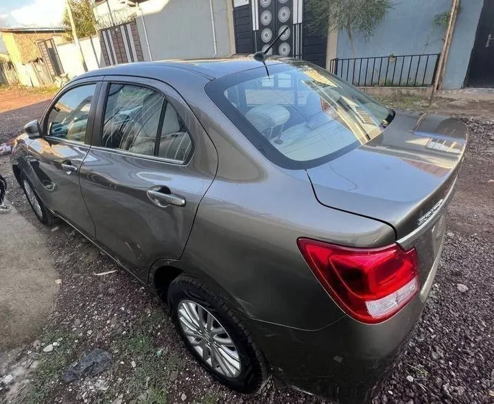 Suzuki Dzire 2021 Automatic – photo 4