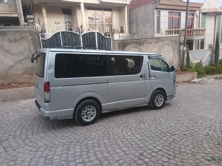 Toyota Hiace Super GL 2007 Automatic – photo 7