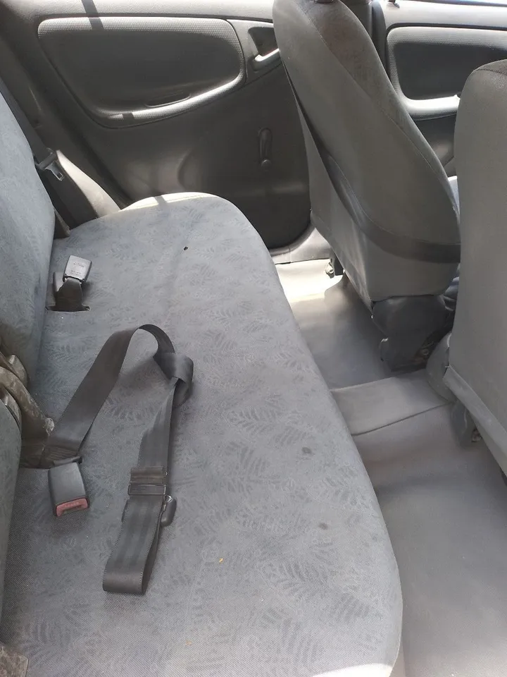 Toyota Vitz 2001 Automatic – photo 6