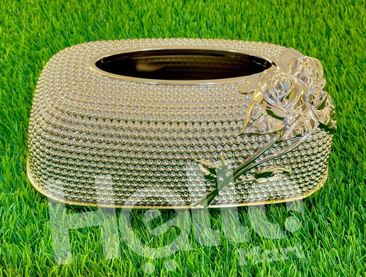 Golden Decorative Tissue Box Holder – photo 3