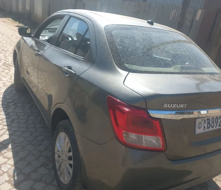 Suzuki Dzire 2021 Automatic – photo 4