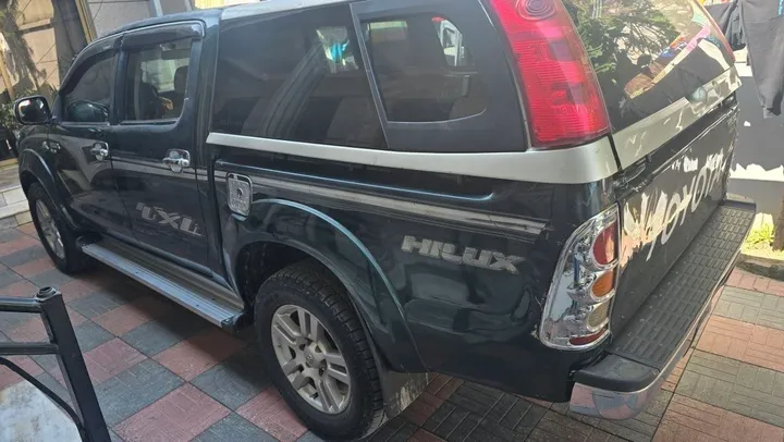 Toyota Hilux Double Cab 2010 – photo 3