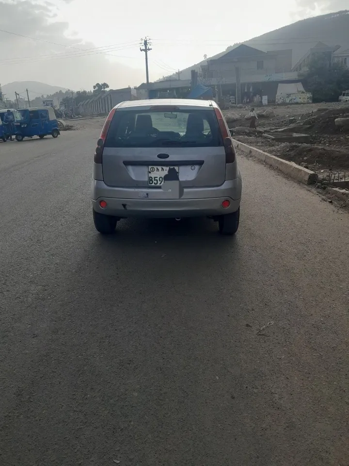 Ford Fiesta 2005 Manual – photo 6