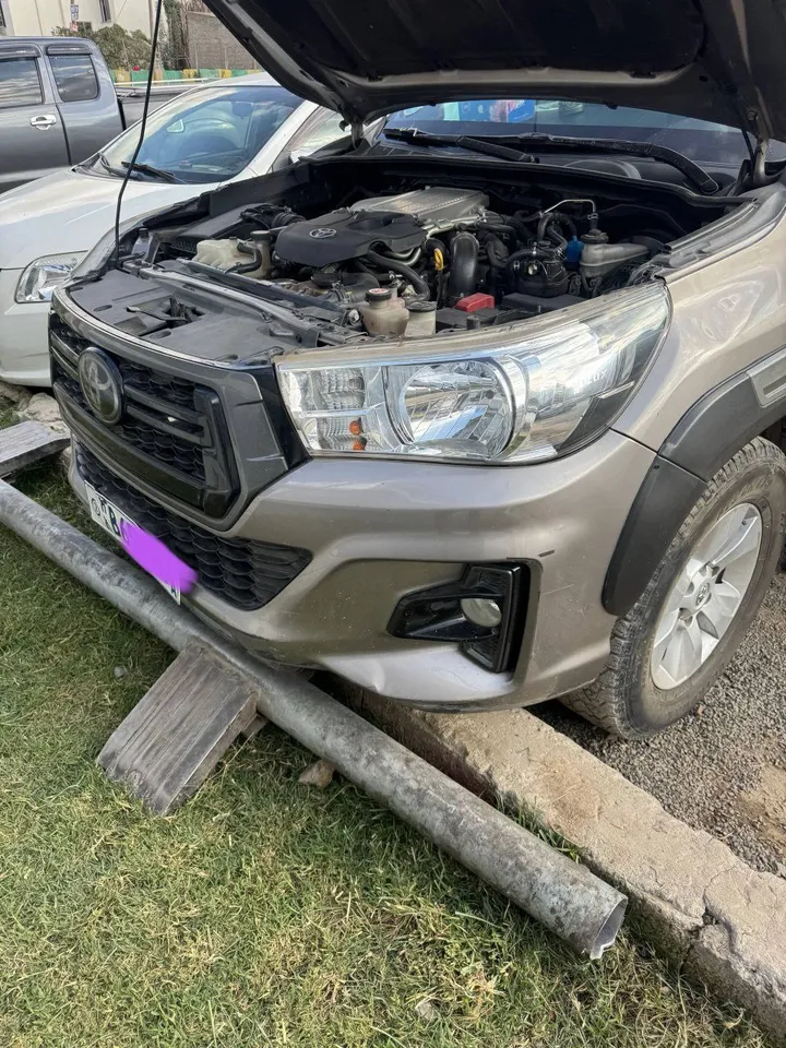 Toyota Hilux Pickup 2020 – photo 5