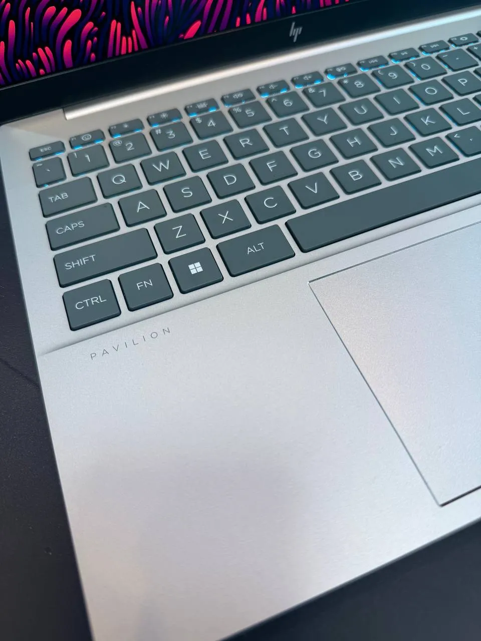 HP Pavilion Plus 14 Ultra 7 – photo 3