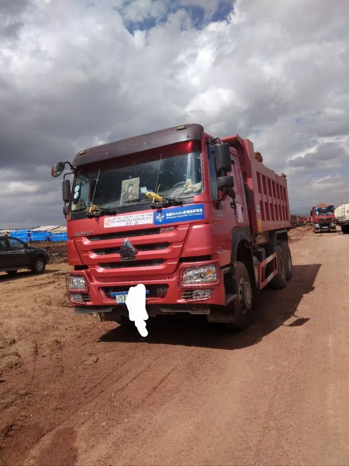 2024 Model Dump Truck – photo 3