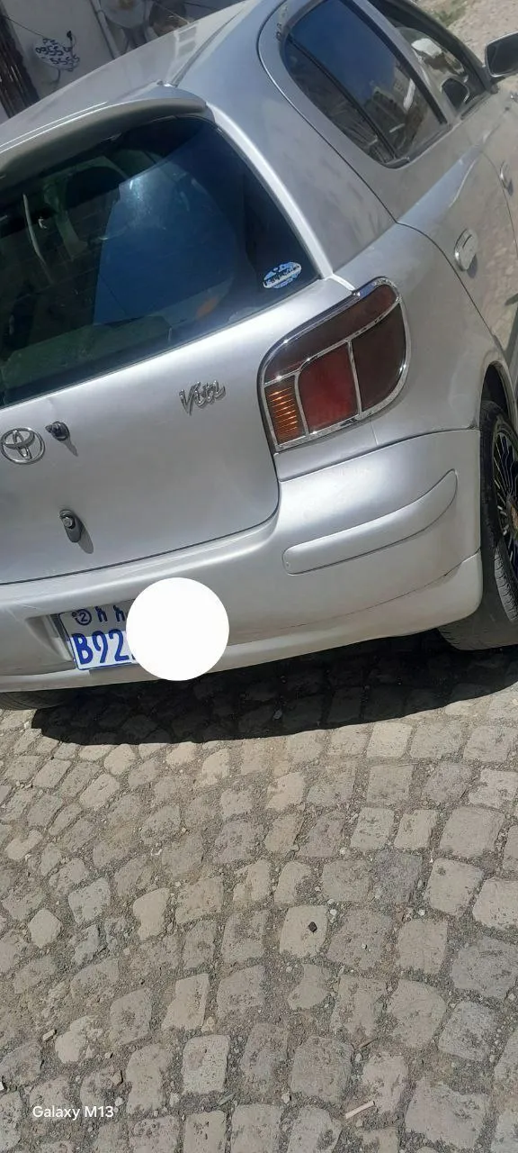 Toyota Vitz 2002 Automatic – photo 3