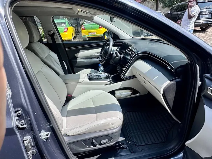 Hyundai Tucson 2022 Automatic – photo 4